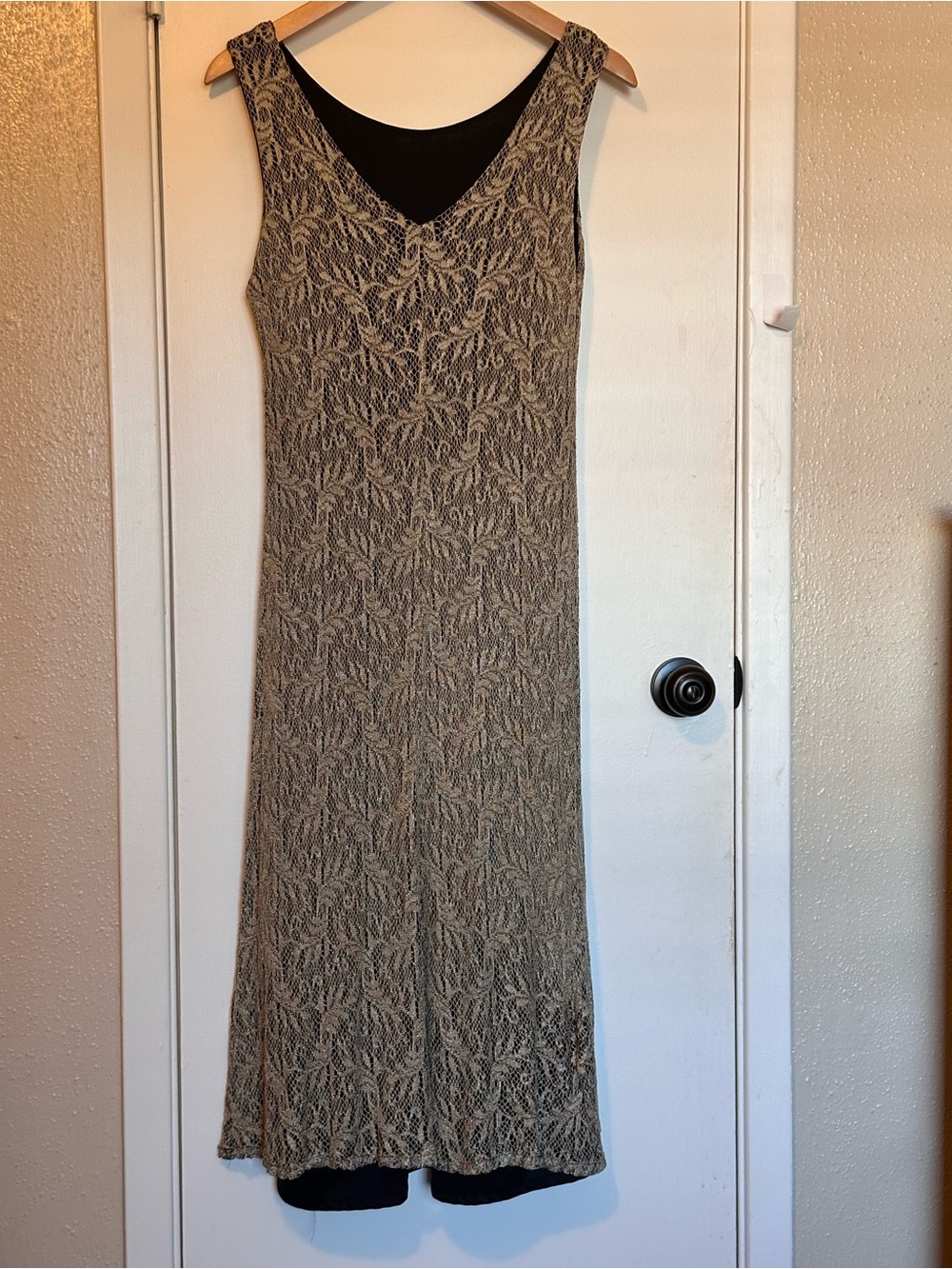 Vintage Gold Metallic Knit Overlay Black Lined Evening Column Dress Size 14